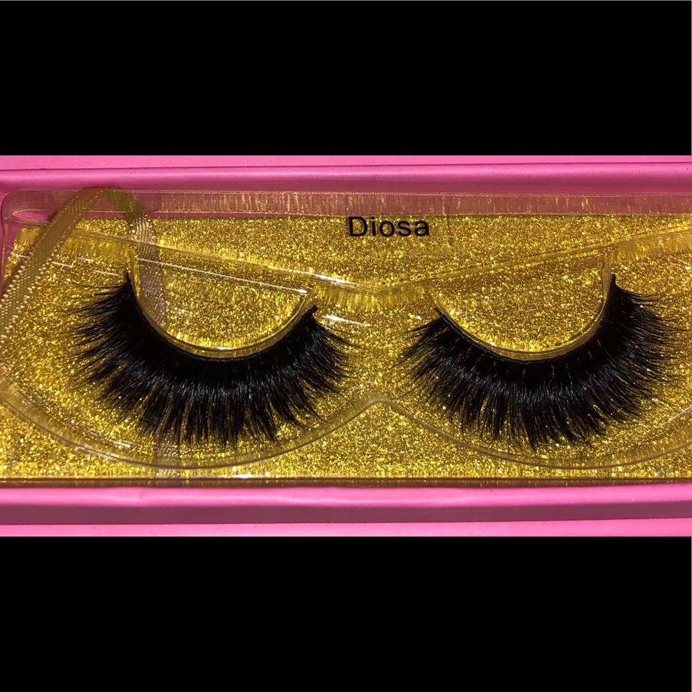 LUXURY MINK LASHES BY IMELDA